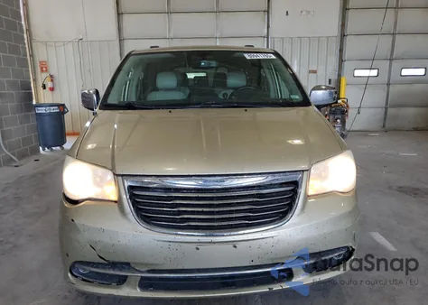 2011 Chrysler Town & Country Touring L z USA, uszkodzony, nr VIN 2A4RR8DG3BR713271